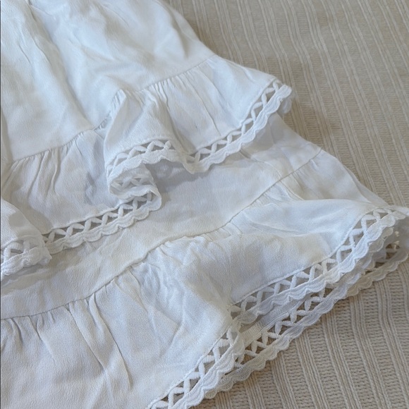 White Ruffled Shorts - Picture 3 of 4